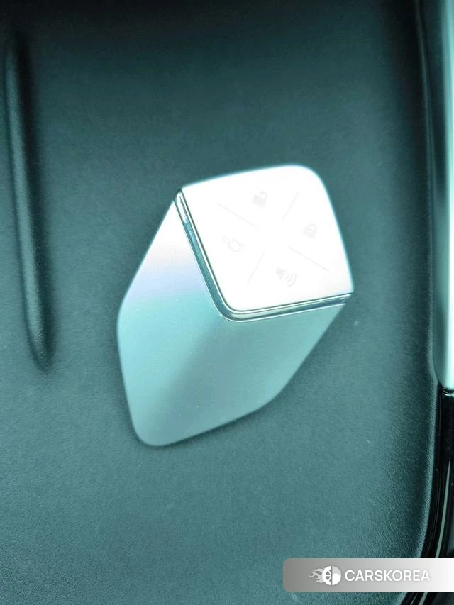 Dark blue car Dark blue SL03 2025 Белый из Китая, фото 5