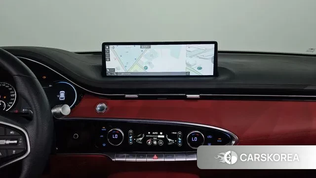 Genesis GV70 2023 Белый из Кореи, фото 5