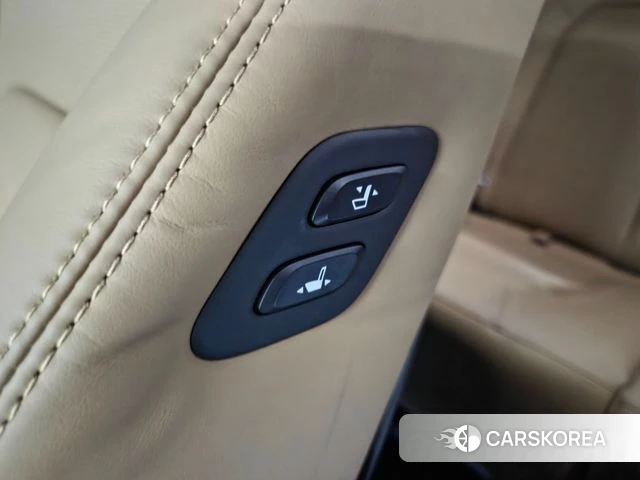 Land Rover Defender (L663) 2025 Белый из Кореи, фото 5