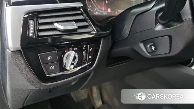 BMW 6 Series GT (G32) 2020 Черный из Кореи, фото 5