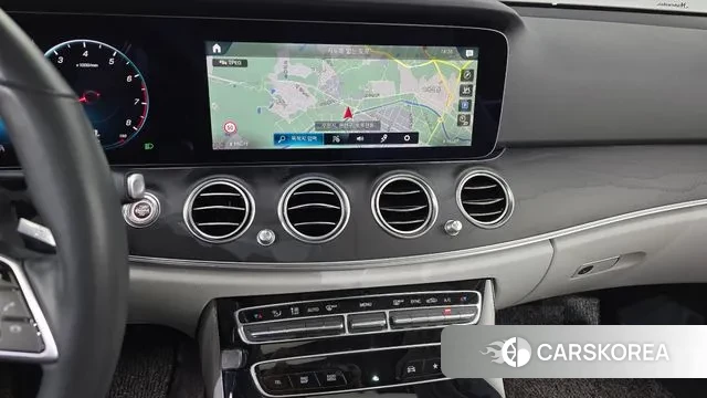 Mercedes-Benz E-Class W213 2022 Синий из Кореи, фото 5