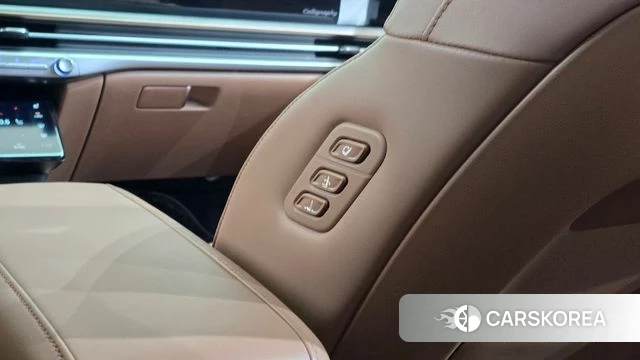Hyundai Grandeur Hybrid (GN7) 2024 Белый из Кореи, фото 5