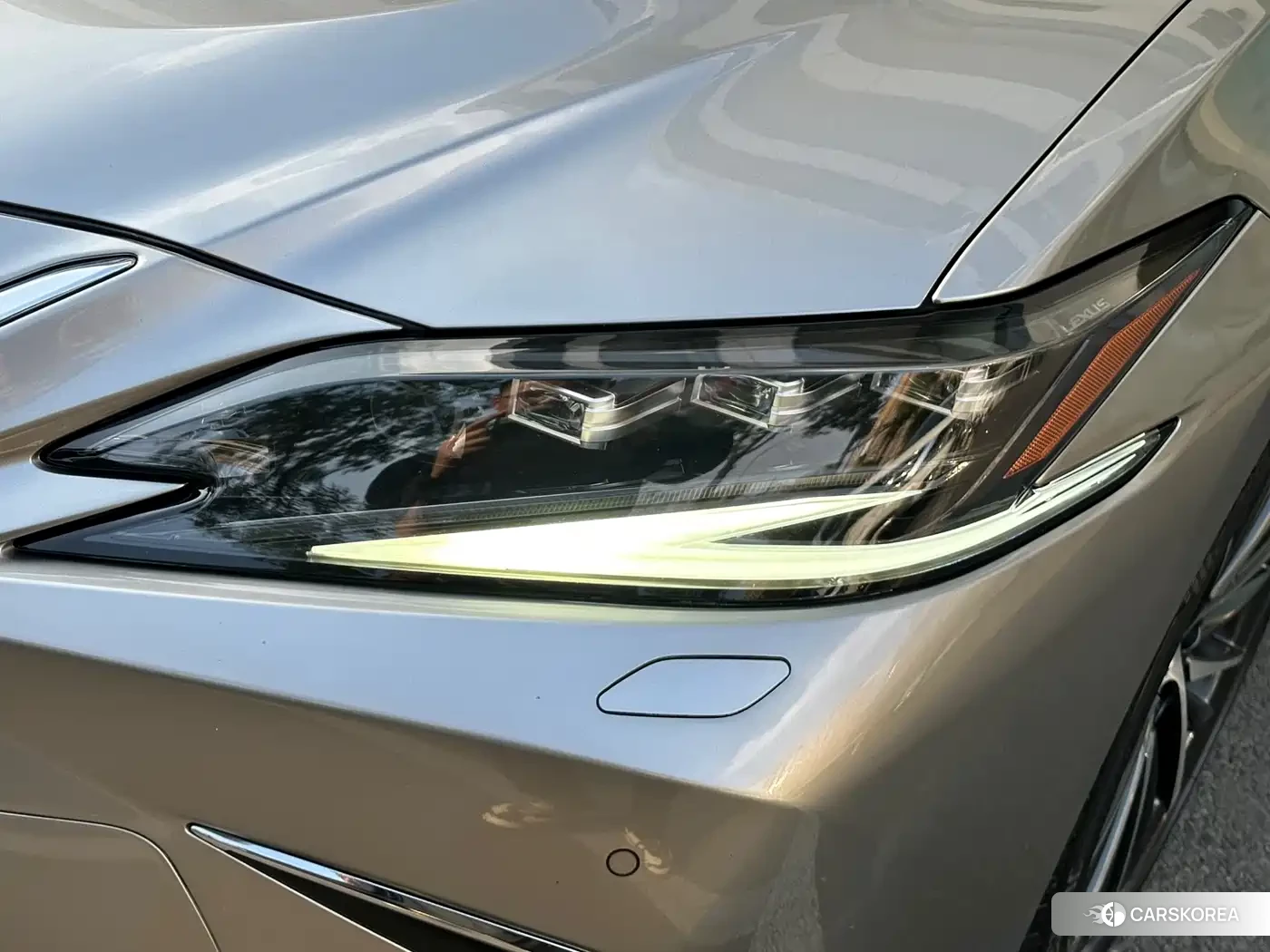 Lexus ES 2022 Silver/gray из Китая, фото 5