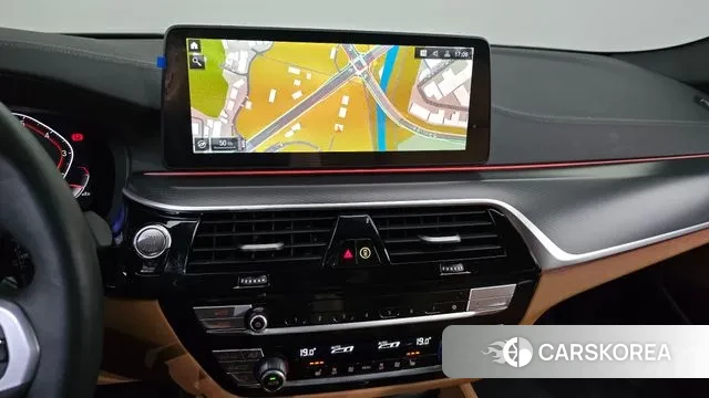 BMW 5 Series (G30) 2022 Черный из Кореи, фото 5