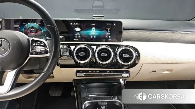 Mercedes-Benz A-Class W177 2019 Серый из Кореи, фото 5