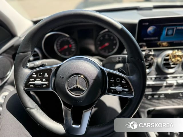 Mercedes-Benz C-Class W205 2018 Белый из Кореи, фото 5