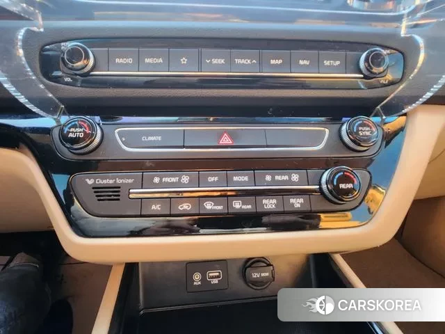 Kia The New Carnival 2019 Белый из Кореи, фото 5