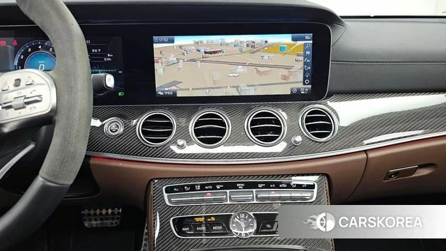 Mercedes-Benz E-Class W213 2019 Белый из Кореи, фото 5
