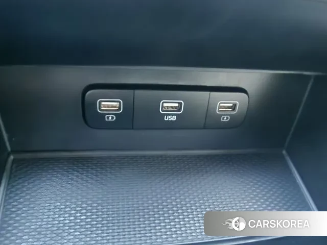 Kia Carnival 4th generation 2021 Белый из Кореи, фото 5