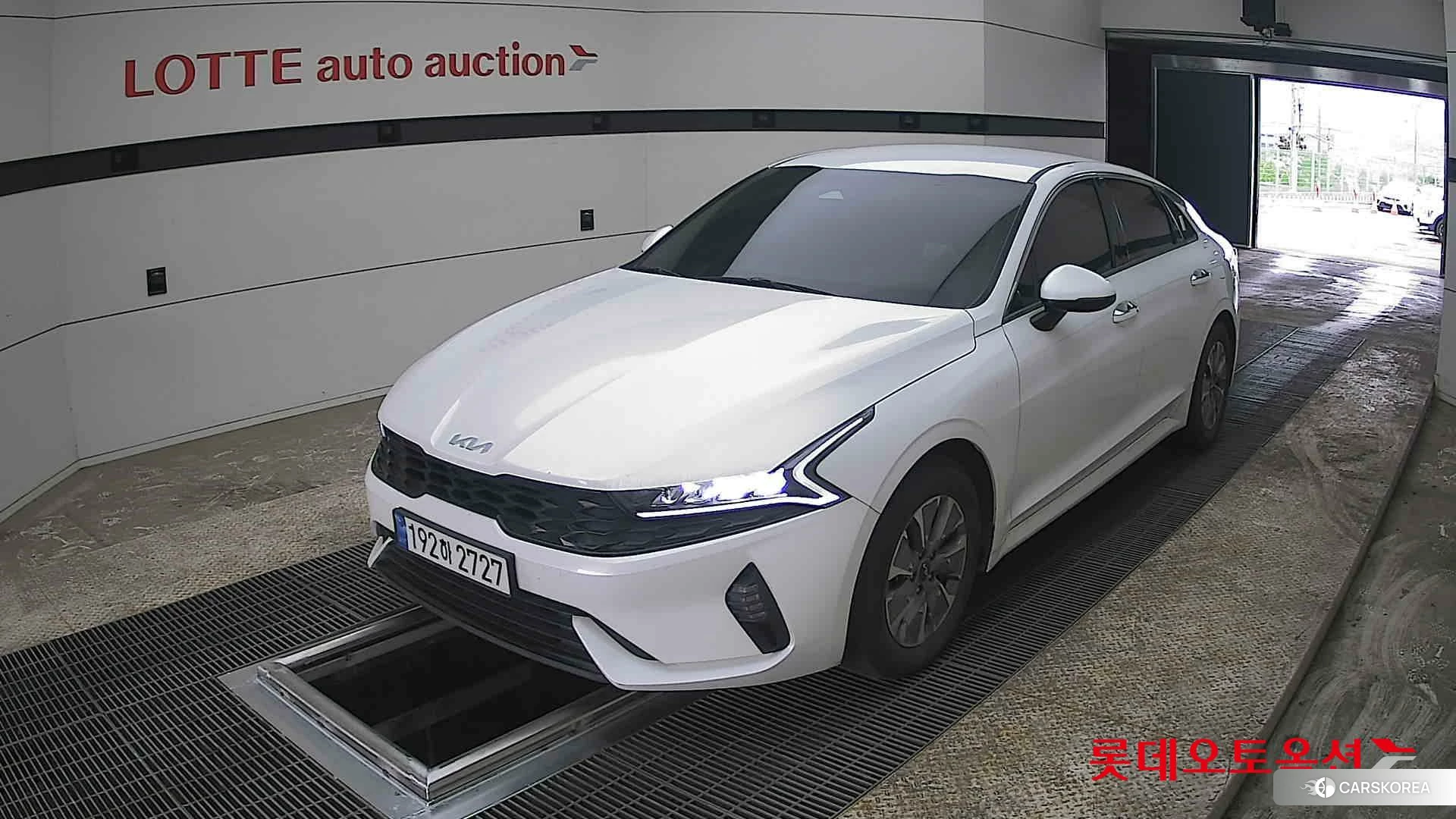 Kia K5 Hybrid 2023 Snow White Pearl (optional) из Кореи, фото 5