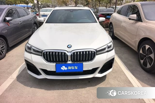 BMW 5 series 2021 Белый из Китая, фото 5