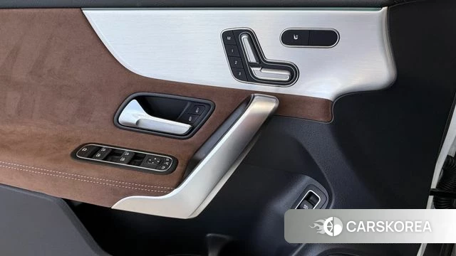 Mercedes-Benz CLA-Class C118 2025 Белый из Кореи, фото 5