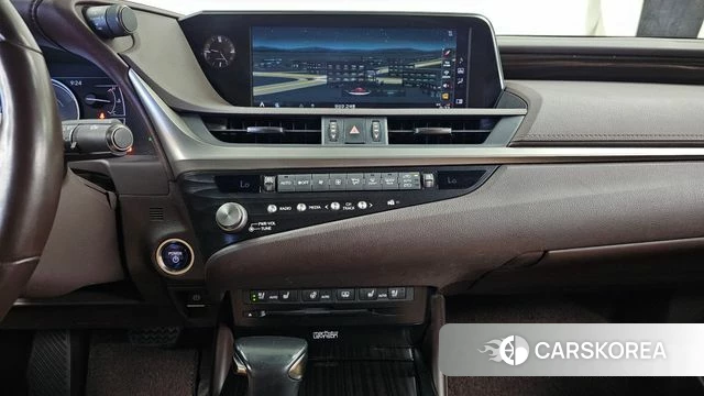 Lexus ES300h 7th generation 2020 Черный из Кореи, фото 5