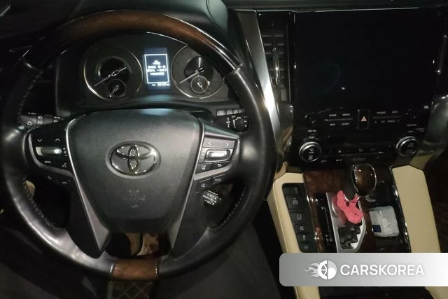 Toyota Elfa 2021 Белый из Китая, фото 5