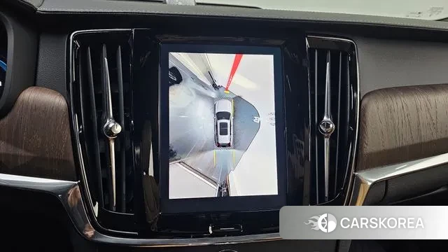 Volvo V90 Cross-Country 2024 Белый из Кореи, фото 5