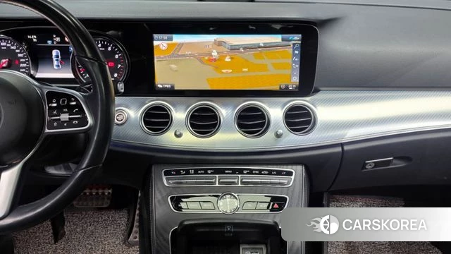 Mercedes-Benz E-Class W213 2020 Белый из Кореи, фото 5