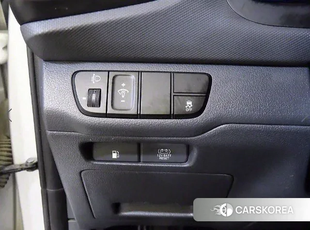 Hyundai Ionic Hybrid 2018 Серебристо-серый из Кореи, фото 5