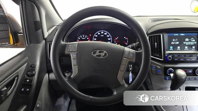 Hyundai The New Grand Starex 2019 Желтый из Кореи, фото 5