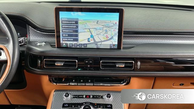 Lincoln Aviator 2nd generation 2020 Белый из Кореи, фото 5