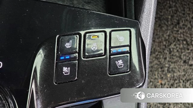 Kia Sportage 5th Generation Hybrid 2022 Серебристо-серый из Кореи, фото 5