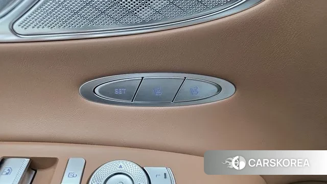 Genesis GV70 2023 Белый из Кореи, фото 5