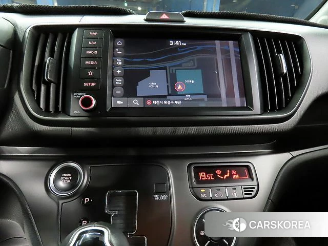 Kia The New Kia Ray 2023 Белый из Кореи, фото 5