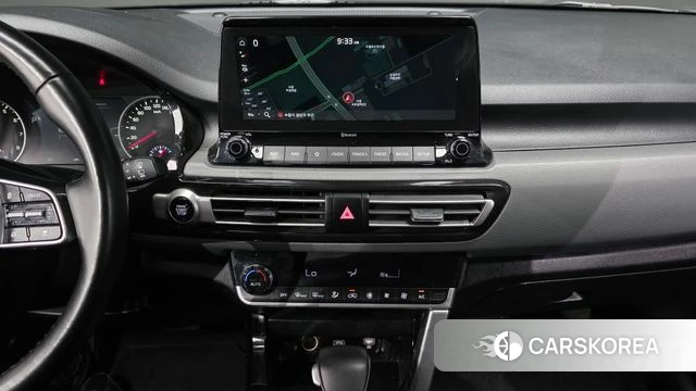 Kia Seltos 2022 Белый из Кореи, фото 5