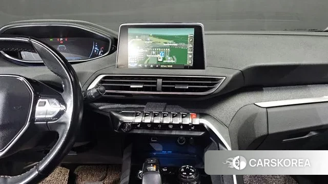 Peugeot 5008 second generation 2018 Белый из Кореи, фото 5