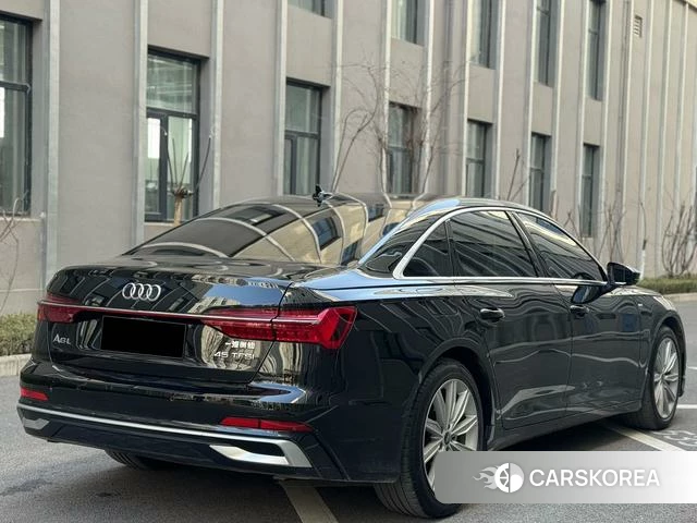 Audi A6L 2024 Черный из Китая, фото 5