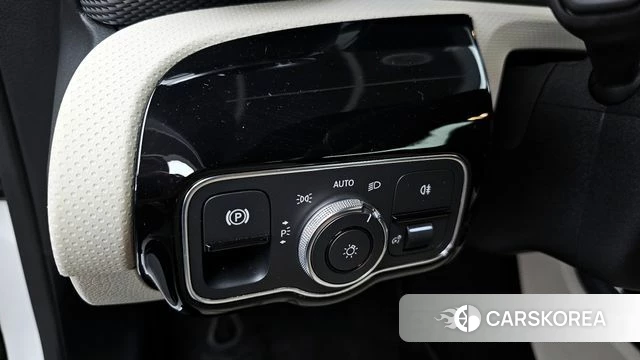 Mercedes-Benz A-Class W177 2019 Белый из Кореи, фото 5