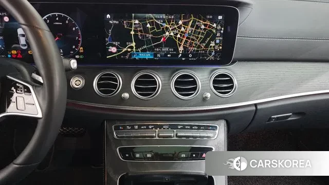 Mercedes-Benz E-Class W213 2022 Белый из Кореи, фото 5