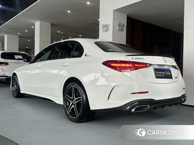 Mercedes-Benz Class C 2024 Белый из Китая, фото 5
