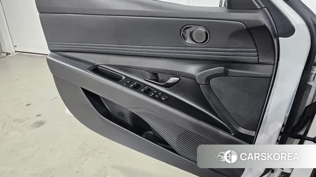 Hyundai Avante (CN7) 2021 Белый из Кореи, фото 5