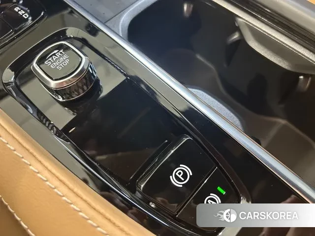 Volvo XC90 second Generation 2025 Белый из Кореи, фото 5