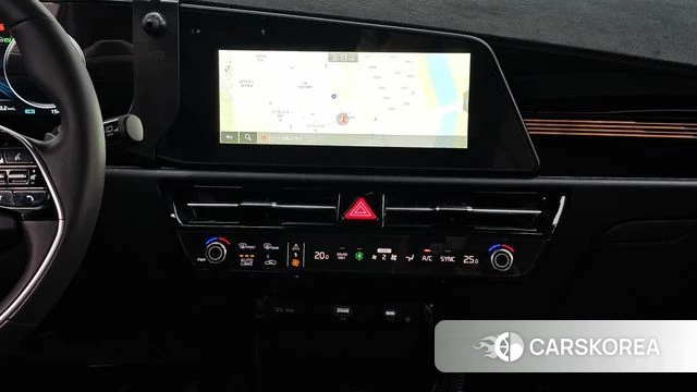 Kia Di Ol Nu Niro 2026 Белый из Кореи, фото 5