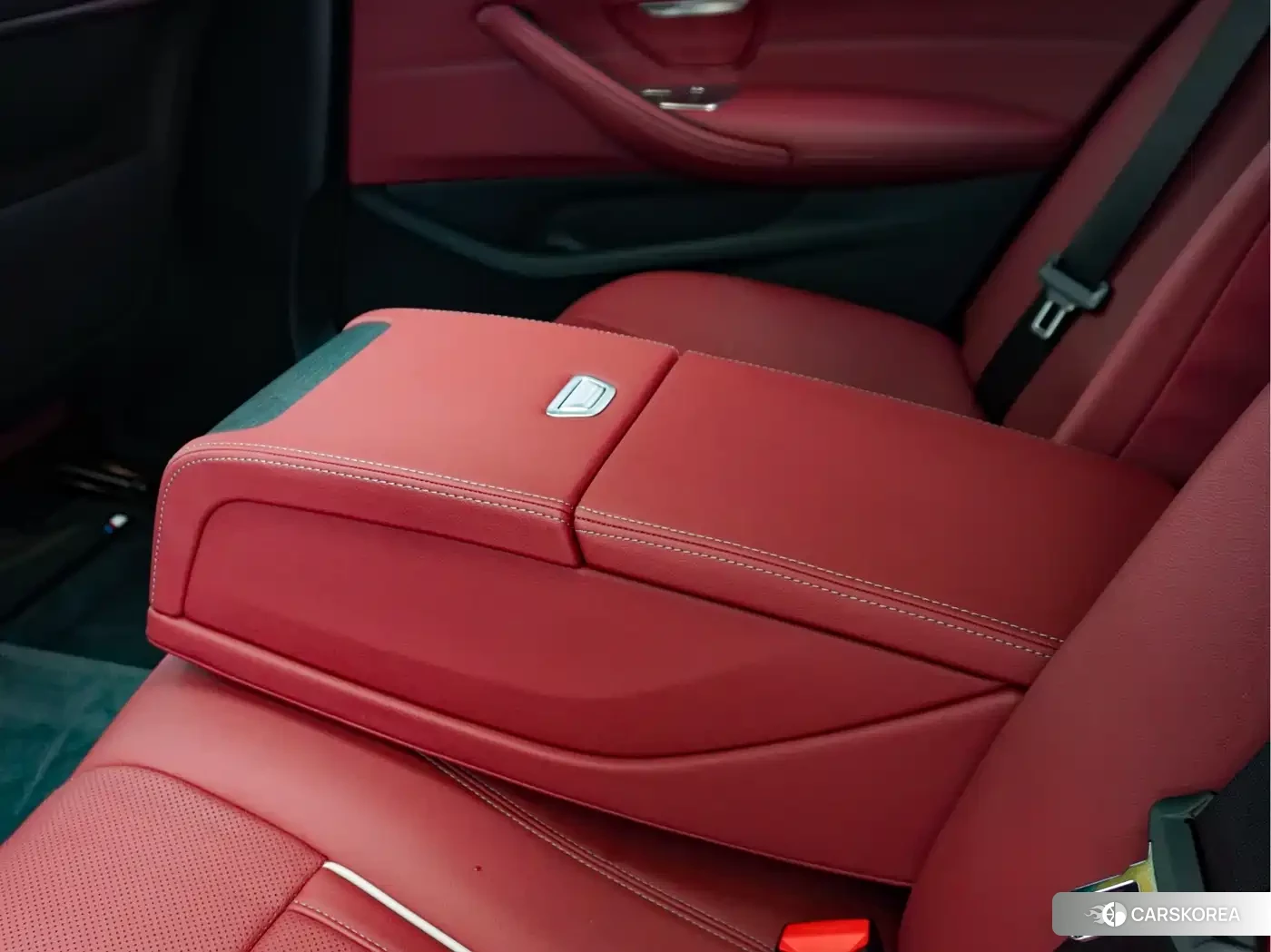 BMW 5 series 2023 Белый из Китая, фото 5