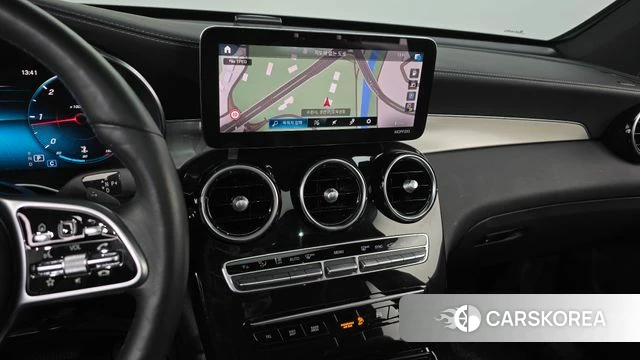 Mercedes-Benz GLC-Class X253 2021 Белый из Кореи, фото 5