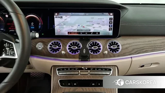 Mercedes-Benz E-Class W213 2023 Белый из Кореи, фото 5