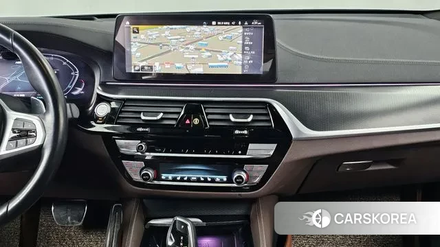 BMW 6 Series GT (G32) 2023 Белый из Кореи, фото 5