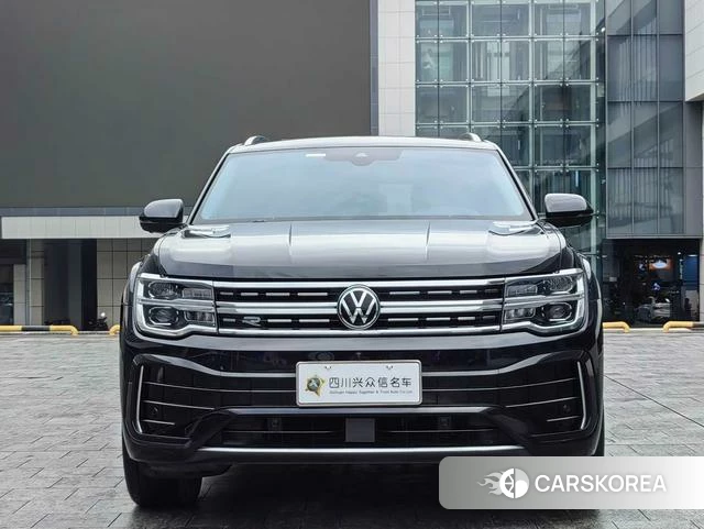Volkswagen Tourang 2024 Черный из Китая, фото 5