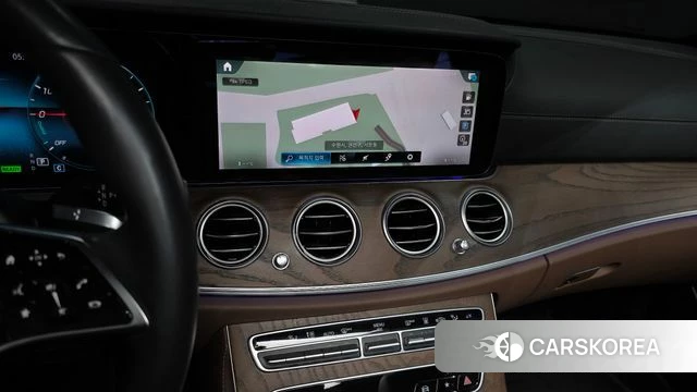 Mercedes-Benz E-Class W213 2021 Черный из Кореи, фото 5