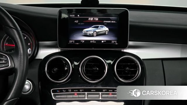 Mercedes-Benz C-Class W205 2018 Белый из Кореи, фото 5