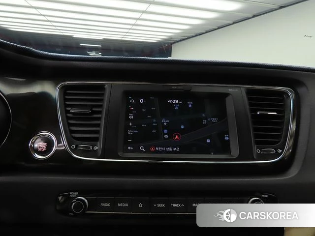 Kia The New Carnival 2018 Черный из Кореи, фото 5