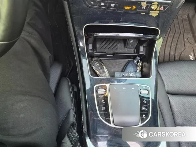 Mercedes-Benz GLC-Class X253 2021 Серебристо-серый из Кореи, фото 5