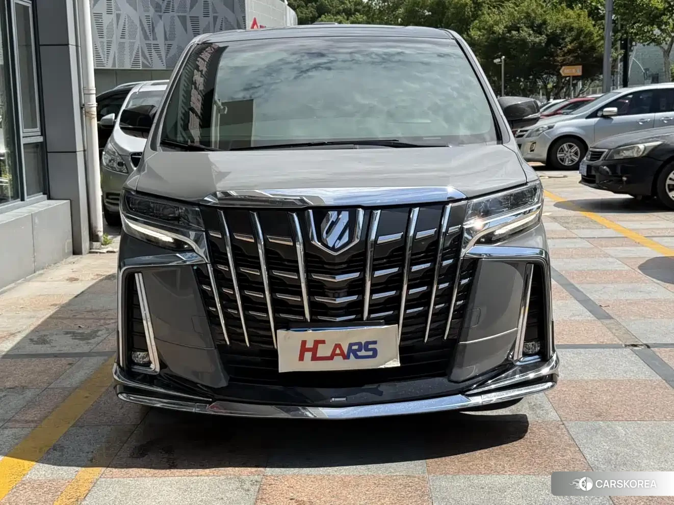Toyota Elfa 2019 Silver/gray из Китая, фото 5