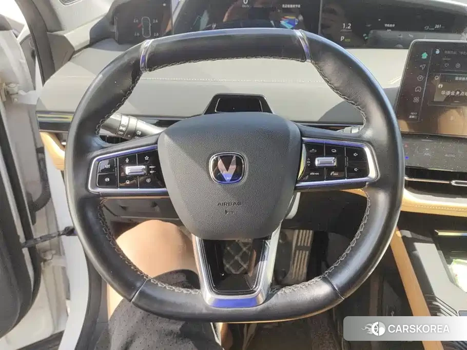 Chang'an UNI-K 2023 Белый из Китая, фото 5