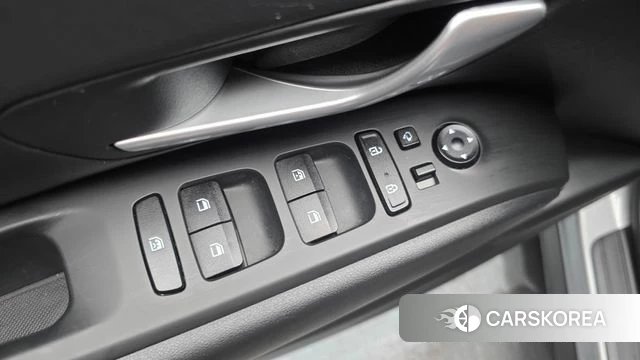 Hyundai Tucson Hybrid (NX4) 2023 Серебристо-серый из Кореи, фото 5