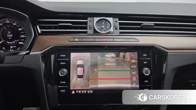 Volkswagen Passat GT (B8) 2018 Белый из Кореи, фото 5