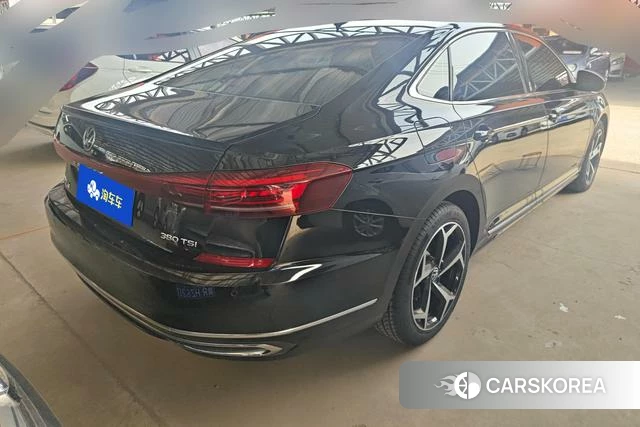 Volkswagen Passat 2024 Черный из Китая, фото 5