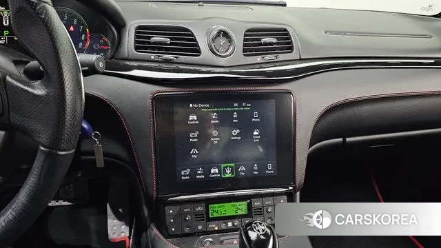 Maserati GranTurismo 2018 Белый из Кореи, фото 5